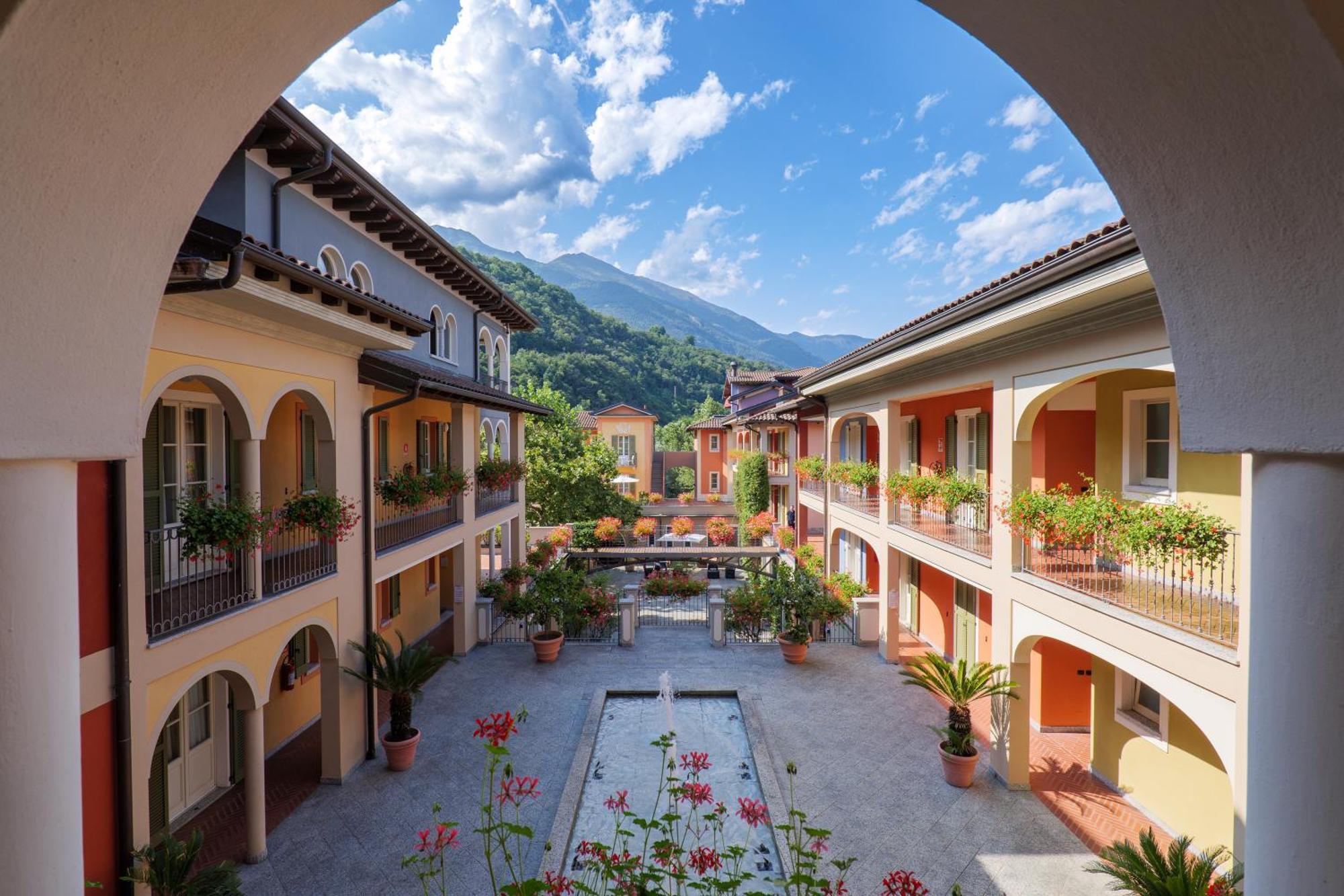 Aquazzurra Resort & Aparthotel Cannobio Bagian luar foto
