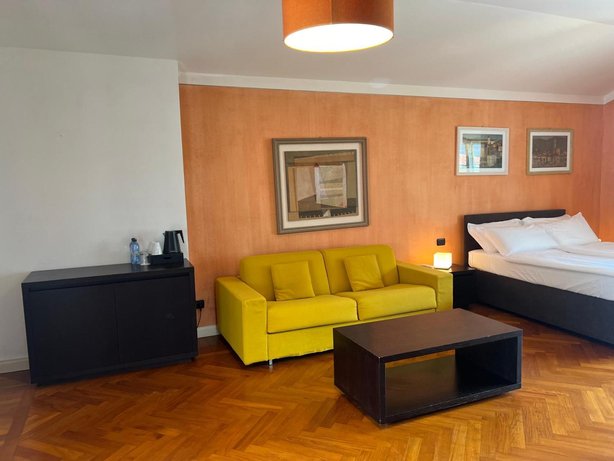 Aquazzurra Resort & Aparthotel Cannobio Bagian luar foto