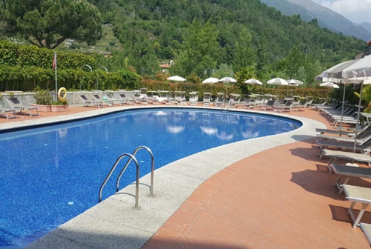 Aquazzurra Resort & Aparthotel Cannobio Bagian luar foto